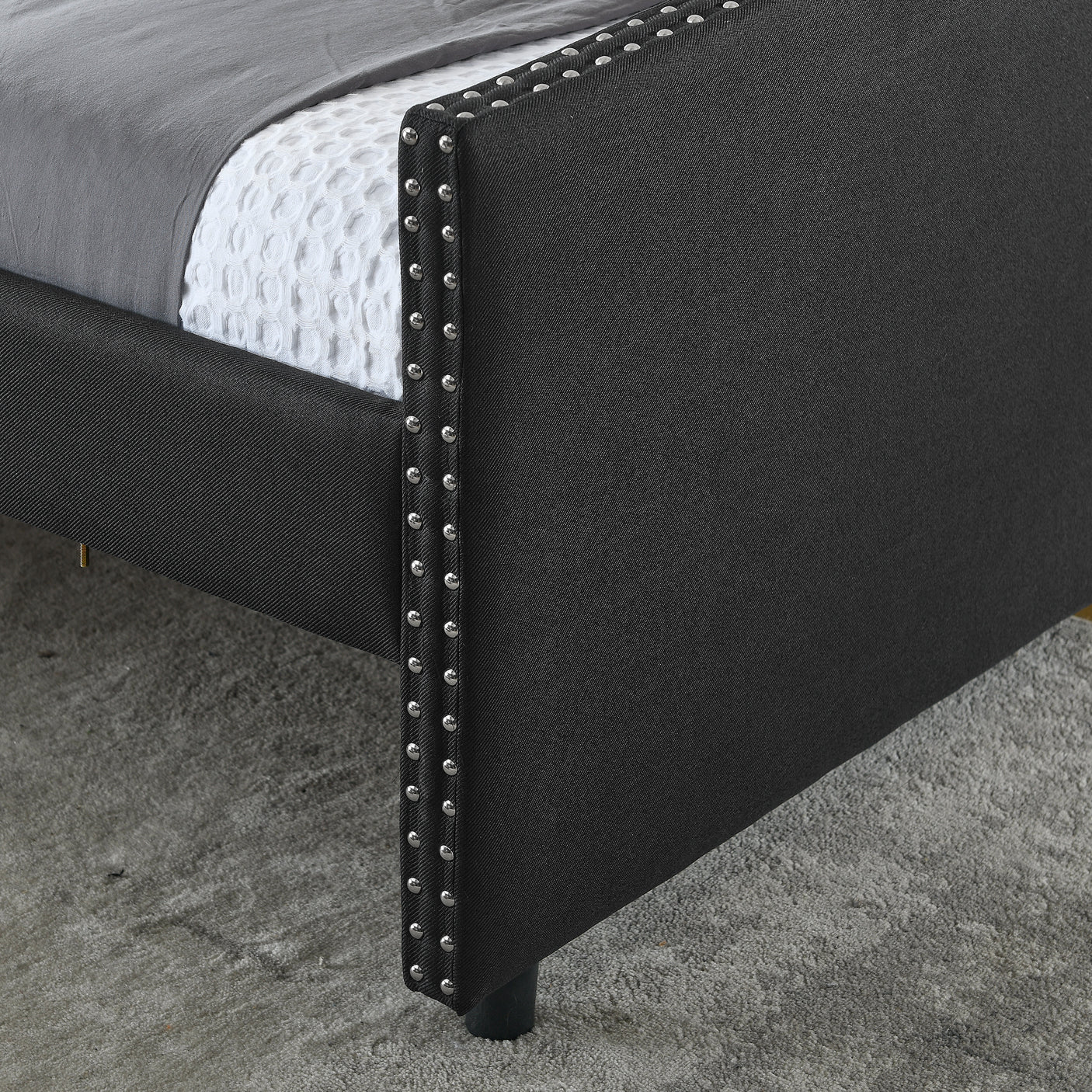 Modern Linen Upholstered Daybed with Double Drawers