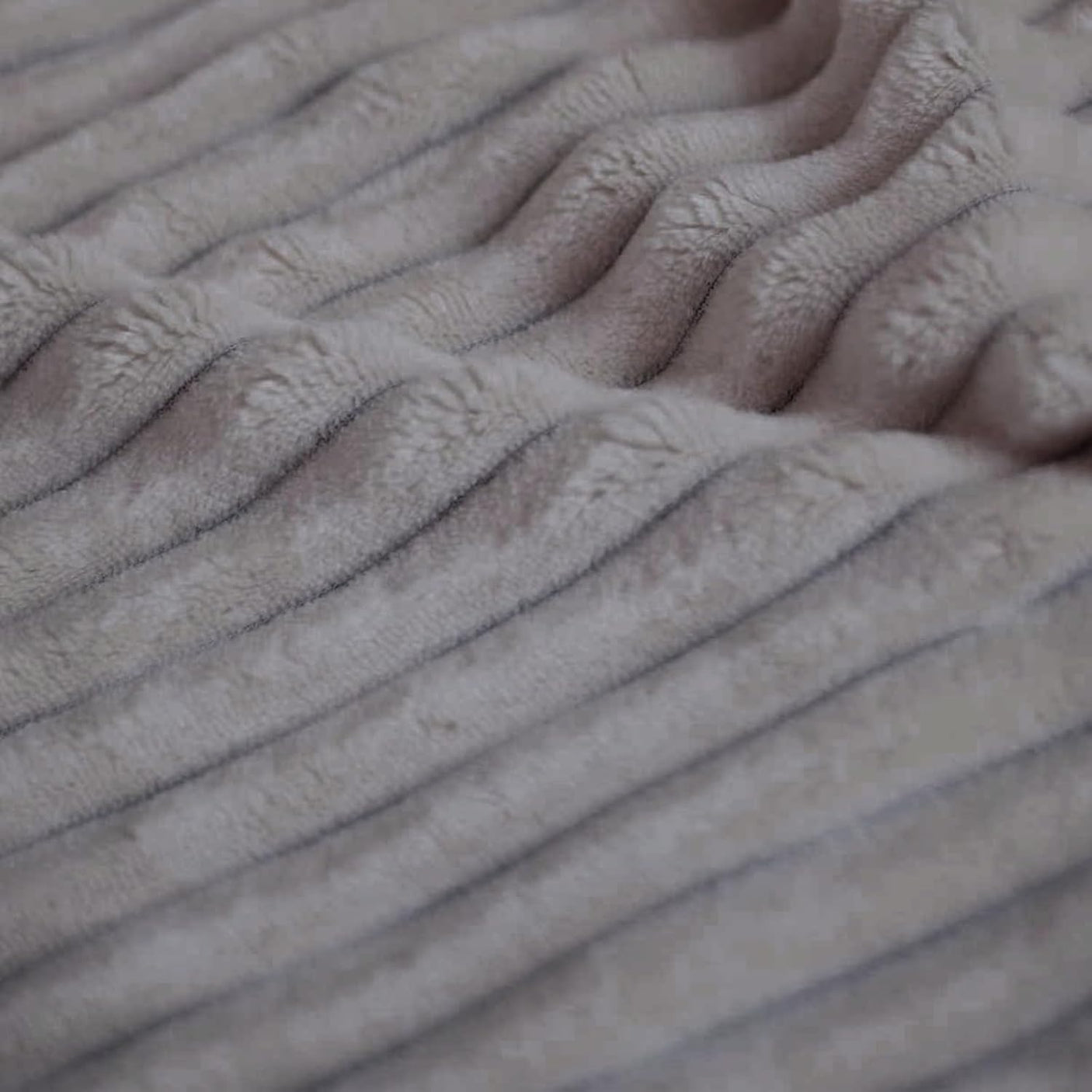 58" Tall Full Bed Frame with Lift Up Storage